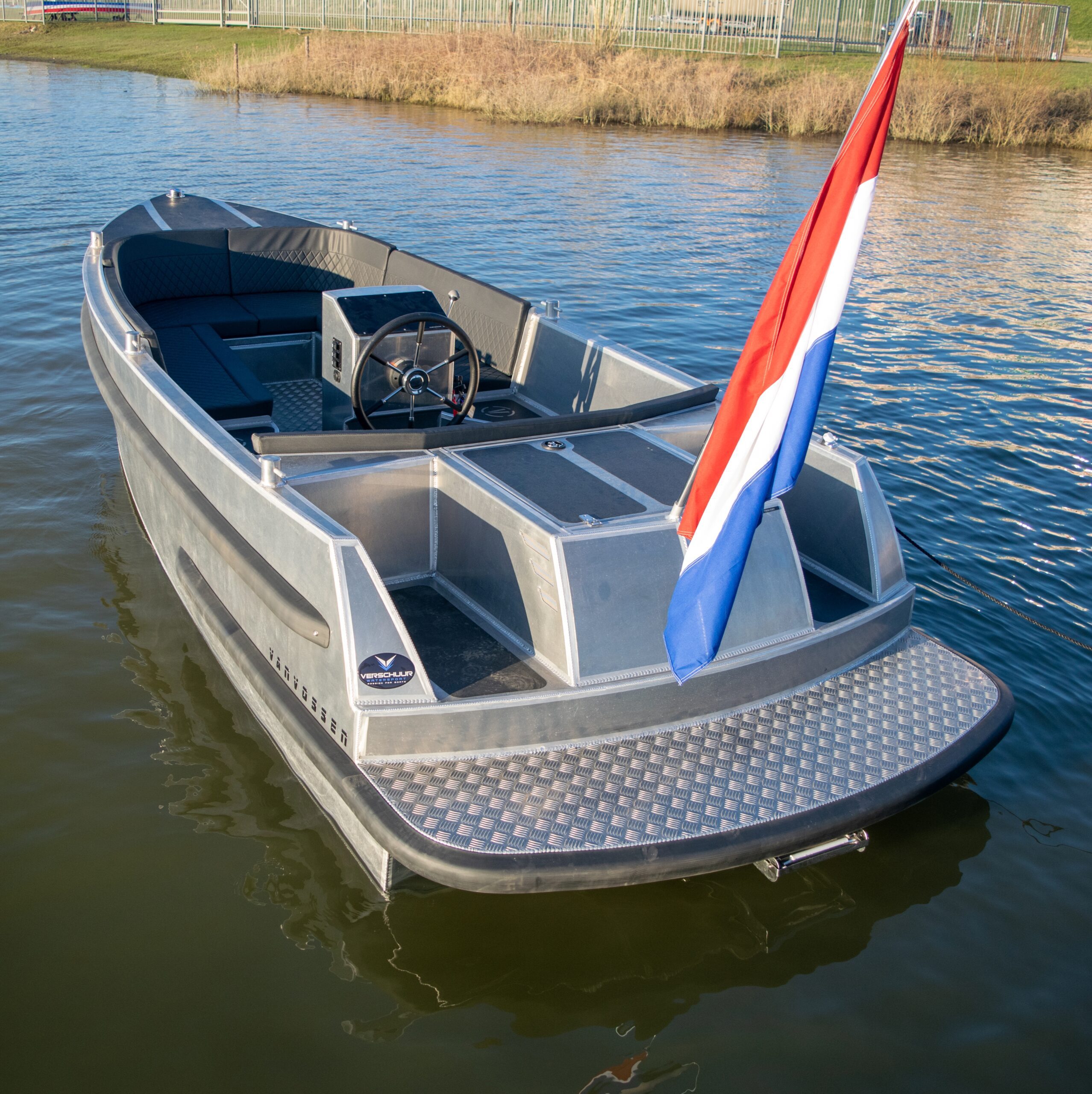 Van Vossen 595 Tender